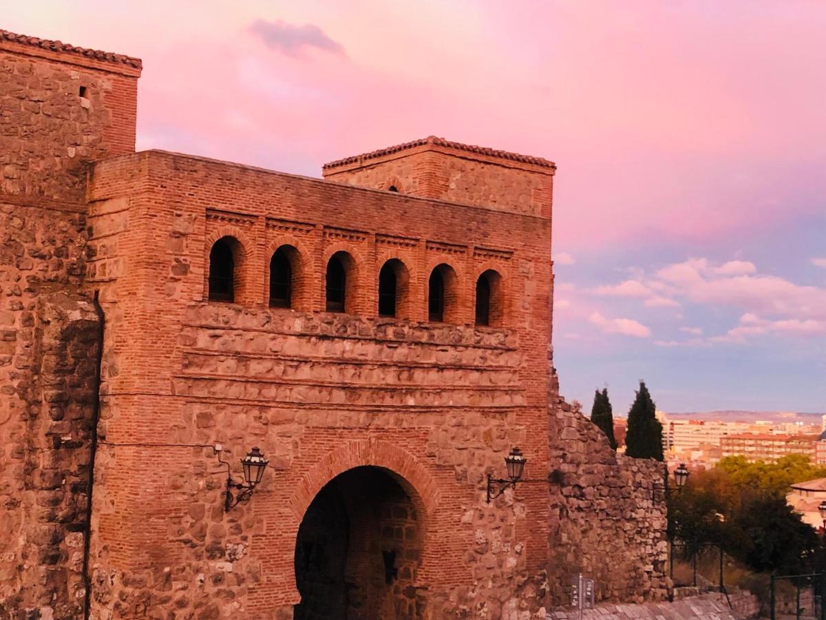 El Capricho Del Arco_Apartamentos Burgos Catedral Luaran gambar